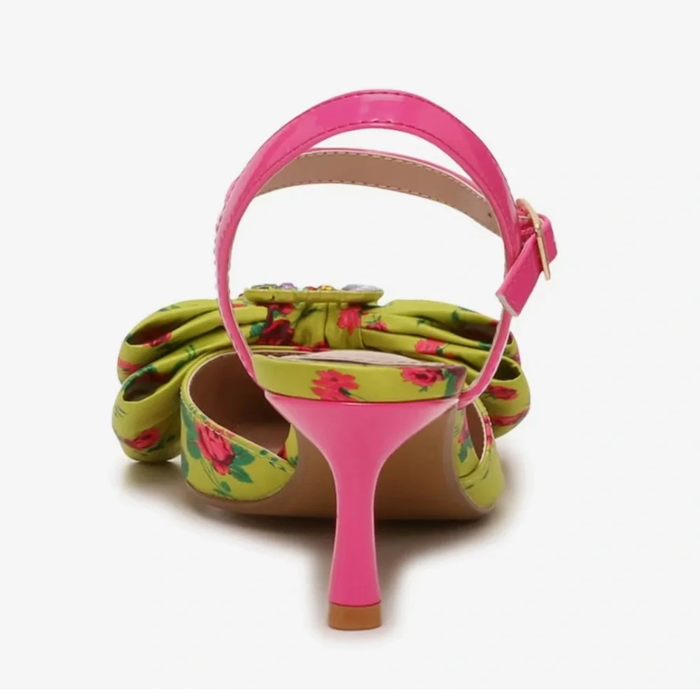 NIB Betsey Johnson Emely Sandal